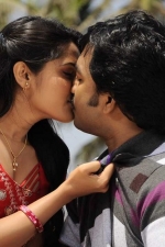 aarambame-attakasam-movie-stills-040