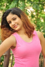 telugu-actress-aarthi-stills-009