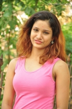telugu-actress-aarthi-stills-010