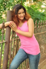 telugu-actress-aarthi-stills-012