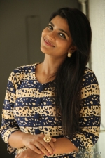 aishwarya-rajesh-actress-stills-004