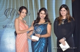 Celebs-presenting-the-Awards-to-winners-at-GoodHomes-Awards-2015