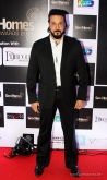 Santosh-Shukla-at-the-Red-Carpet-of-GoodHomes-Awards-2015