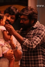 iraivi-movie-stills-005