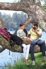 kandaen-kadhal-kondaen-movie-stills-020