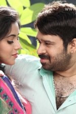 manal-kayiru-2-movie-stills-029