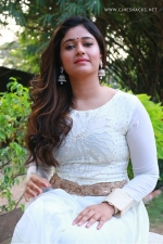 actress-poonam-bajwa-stills-017