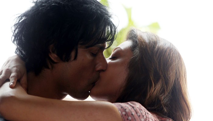 Kajal Aggarwal’s first on-screen kiss with Randeep Hooda
