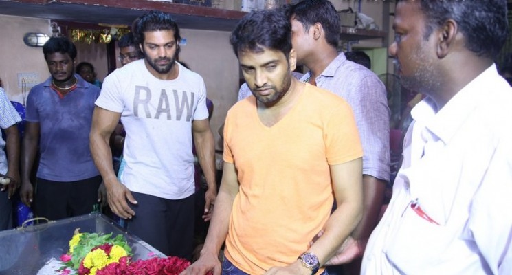Celebrities pay their last respects to Santhanam’s Father Stills