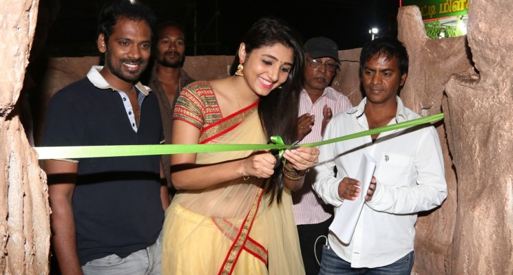 சென்னையில் நடிகை அதீதி மேனன் துவக்கிவைத்த இந்திய சுற்றுலா பொருட்காட்சி 2017!